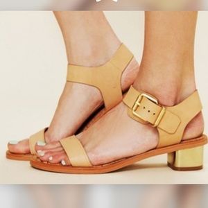 Sam Edelman Trina Sandal in Nude